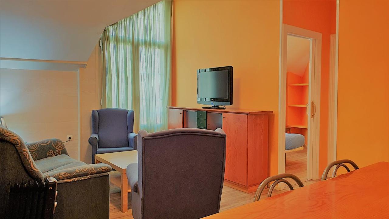 TODOSIERRANEVADA ZONA BAJA - APARTAMENTOS DE 4 DORMITORIOS - Junto a los Telecabinas Sierra Nevada Exterior foto